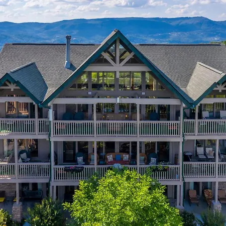 Tanasi Lodge - Reunions, Retreats, Weddings, Family Getaways